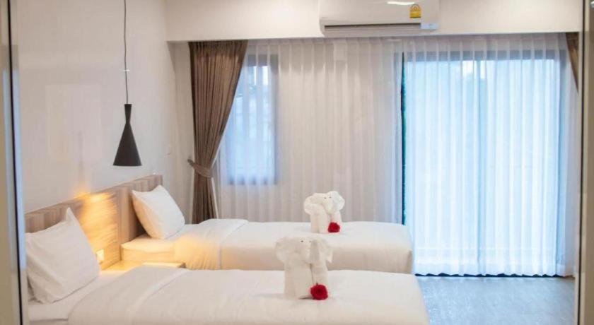Hotel The Canal 304 Si Maha Phot