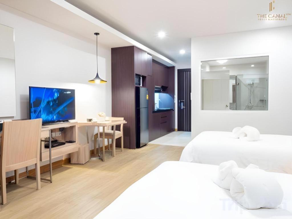 Hotel The Canal 304